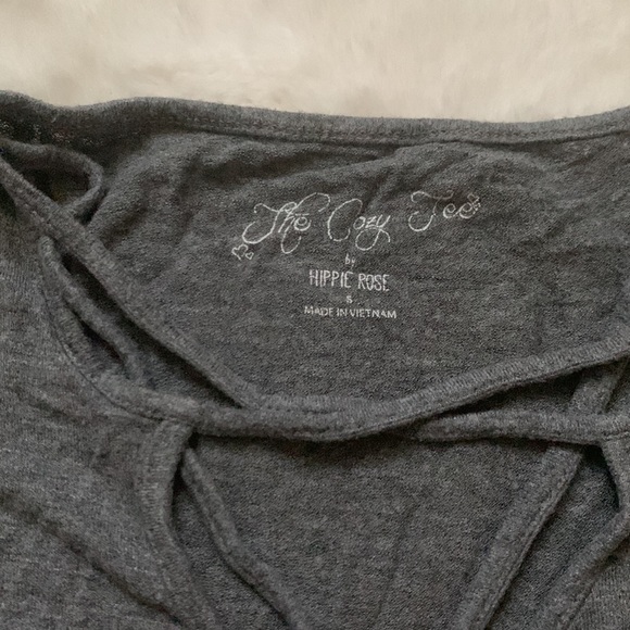 The cozy tee by hippie rose, like new - Picture 3 of 5